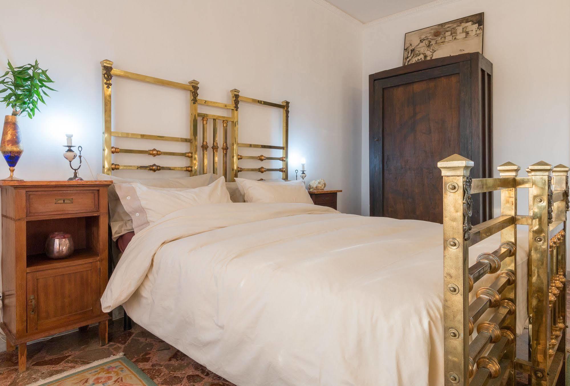 Larala' Bed & Breakfast Lecce Ngoại thất bức ảnh